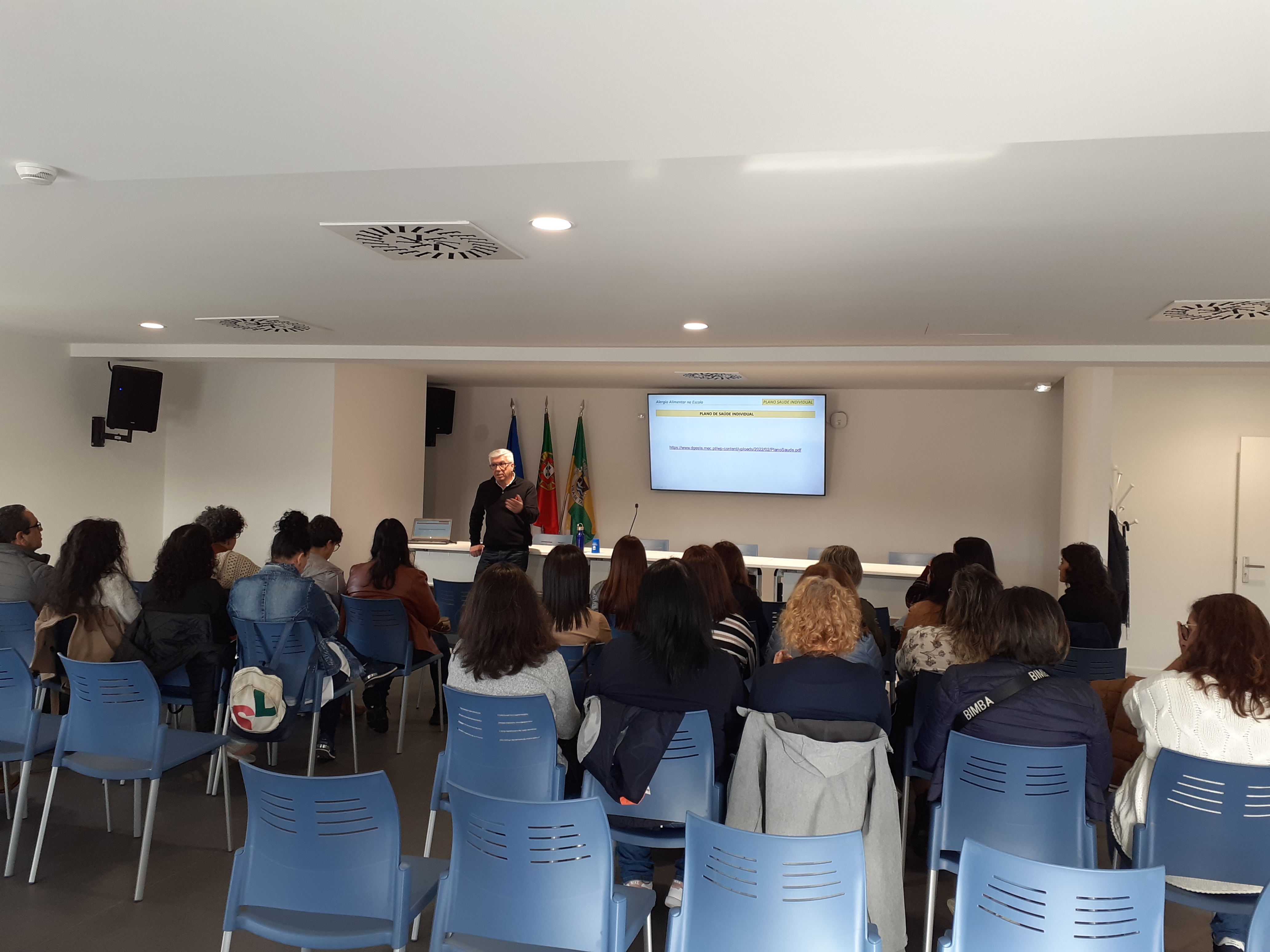 foto 3 da sessão sobre alergia alimentar na escola