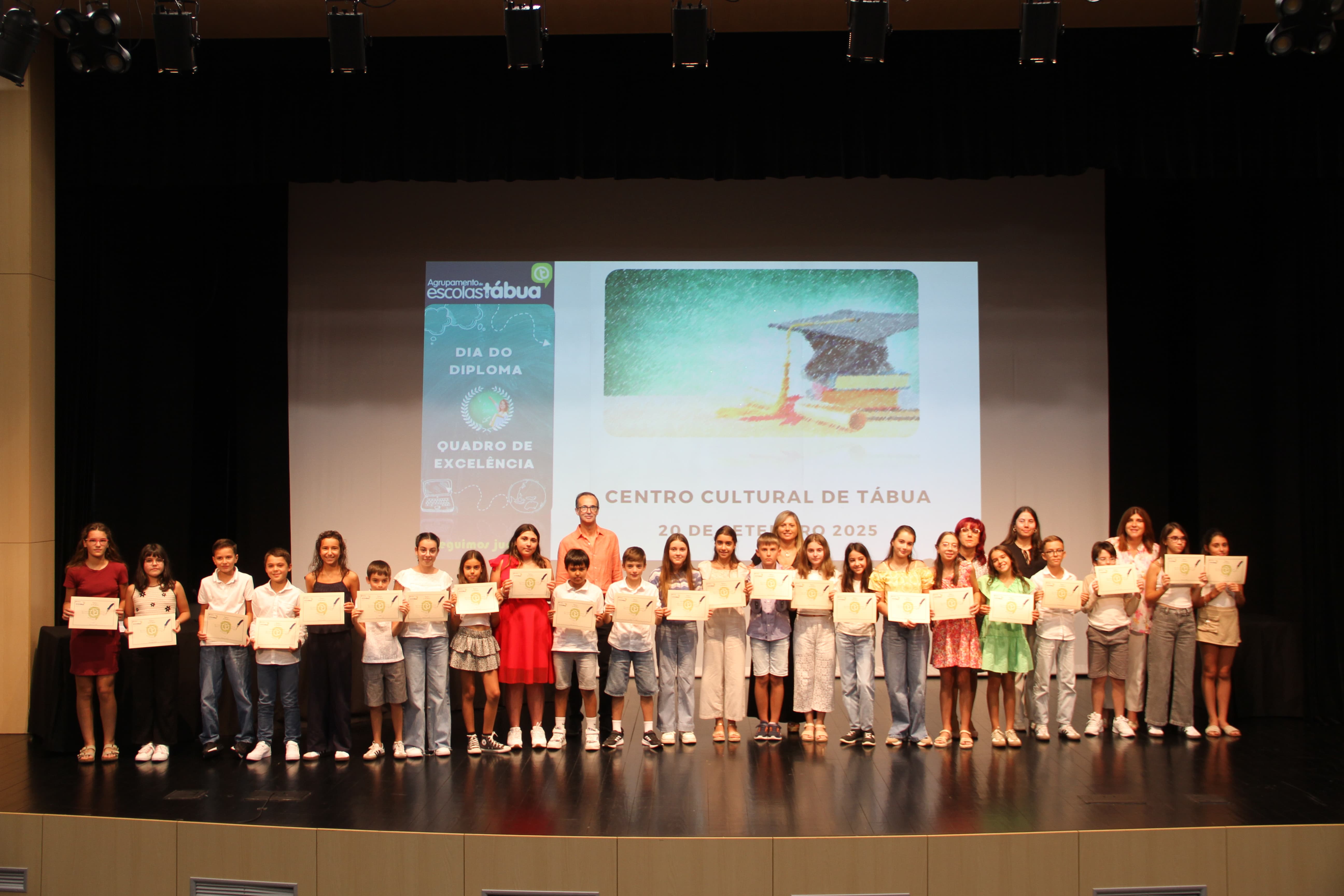 imagem dia do diploma 25 8